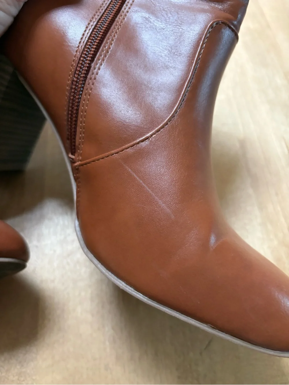 Old Navy Brown Heeled Boots Size 10 Women's Caramel Camel Fall Autumn Classic